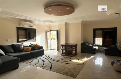 Apartment - 3 Bedrooms - 1 Bathroom for sale in 50th Street - Zahraa El Maadi - Hay El Maadi - Cairo