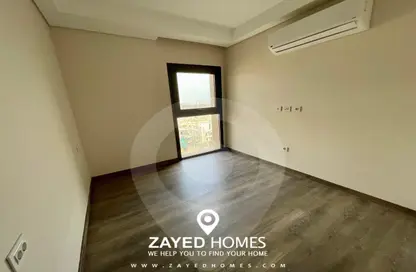 Apartment - 2 Bedrooms - 2 Bathrooms for rent in Zed Towers - Sheikh Zayed Compounds - Sheikh Zayed City - Giza