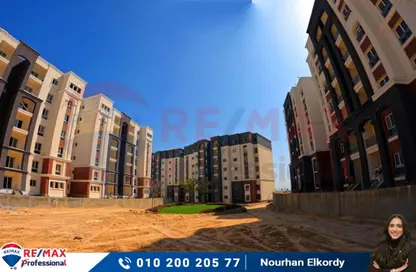 Apartment - 3 Bedrooms - 3 Bathrooms for sale in Alex West - Alexandria Compounds - Alexandria