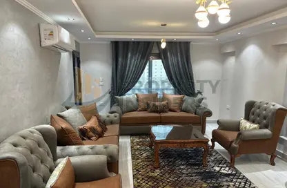 Apartment - 2 Bedrooms - 2 Bathrooms for sale in Al Mohandes Ibrahim Othman St. - Mohandessin - Giza