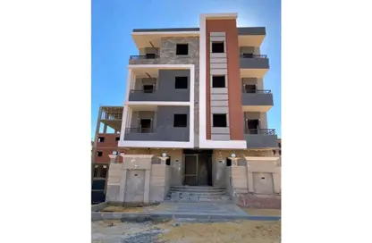 Penthouse - 7 Bedrooms - 5 Bathrooms for sale in El Motamayez District - Badr City - Cairo