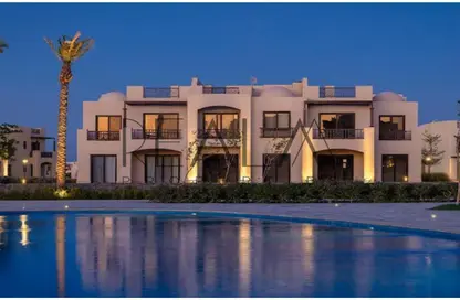 Chalet - 2 Bedrooms - 2 Bathrooms for sale in Makadi Orascom Resort - Makadi - Hurghada - Red Sea