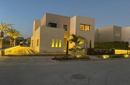 Villa - 5 Bedrooms - 4 Bathrooms for sale in Azha - Al Ain Al Sokhna - Suez