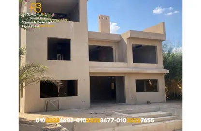 Villa - 3 Bedrooms - 2 Bathrooms for sale in Tara - Sheikh Zayed Compounds - Sheikh Zayed City - Giza