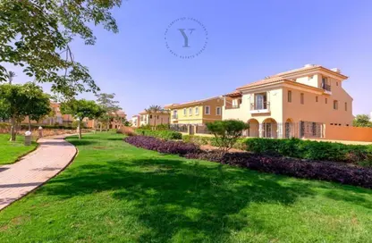 Villa - 5 Bedrooms - 5 Bathrooms for sale in Hyde Park - 5th Settlement Compounds - The 5th Settlement - New Cairo City - Cairo