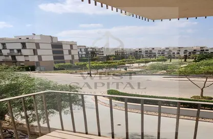 Apartment - 2 Bedrooms - 3 Bathrooms for sale in The Courtyards - Sheikh Zayed Compounds - Sheikh Zayed City - Giza