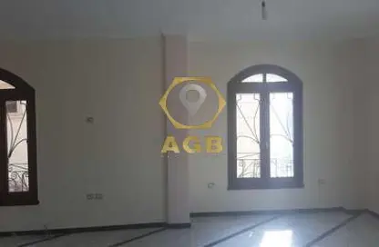 Apartment - 3 Bedrooms - 2 Bathrooms for sale in 5th Neighborhood - 9th Area - Shorouk City - Cairo