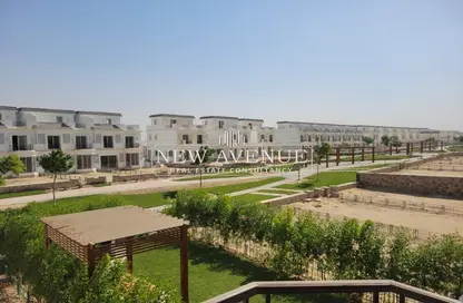 Townhouse - 3 Bedrooms - 4 Bathrooms for sale in Mountain View 4 - 6 October Compounds - 6 October City - Giza