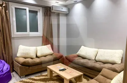 Apartment - 3 Bedrooms - 2 Bathrooms for sale in Area D - Ganoob El Acadimia - New Cairo City - Cairo