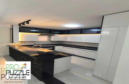 Apartment - 4 Bedrooms - 2 Bathrooms for rent in North Lotus - El Lotus - New Cairo City - Cairo
