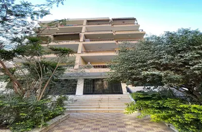 Apartment - 4 Bedrooms - 2 Bathrooms for sale in Al Gazaer St. - New Maadi Extension - Hay El Maadi - Cairo