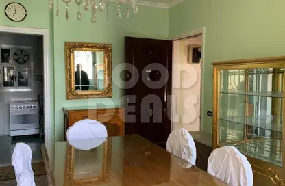 Apartment - 2 Bedrooms - 1 Bathroom for sale in Nazih Khalifa St. - Roxy - Heliopolis - Masr El Gedida - Cairo