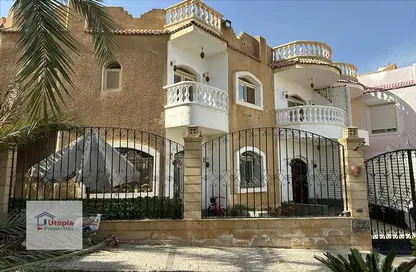 Twin House - 5 Bedrooms - 4 Bathrooms for sale in 3rd District West - Shorouk City - Cairo