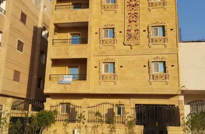 Apartment - 4 Bedrooms - 1 Bathroom for sale in El Motamayez District - Badr City - Cairo