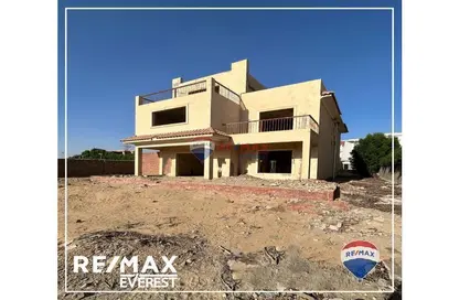 Villa - 4 Bedrooms - 4 Bathrooms for sale in Lake West - Sheikh Zayed Compounds - Sheikh Zayed City - Giza