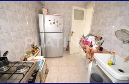 Apartment - 2 Bedrooms - 2 Bathrooms for rent in Smouha Square - Smouha - Hay Sharq - Alexandria