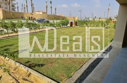 Apartment - 3 Bedrooms - 3 Bathrooms for sale in Uptown Cairo Road - Al Abageyah - El Khalifa - Cairo