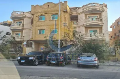 Apartment - 4 Bedrooms - 3 Bathrooms for sale in El Yasmeen 1 - El Yasmeen - New Cairo City - Cairo