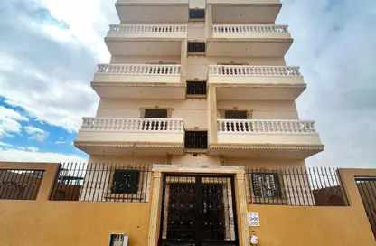 Whole Building - 3 Bedrooms - 2 Bathrooms for sale in El Motamayez District - Badr City - Cairo