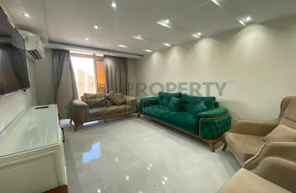 Apartment - 3 Bedrooms - 3 Bathrooms for rent in Gaza St. - Mohandessin - Giza