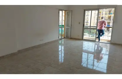 Apartment - 2 Bedrooms - 1 Bathroom for rent in El Rehab Extension - Al Rehab - New Cairo City - Cairo