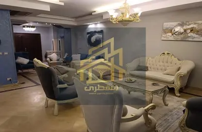 Villa - 4 Bedrooms - 3 Bathrooms for rent in Madinaty - Cairo