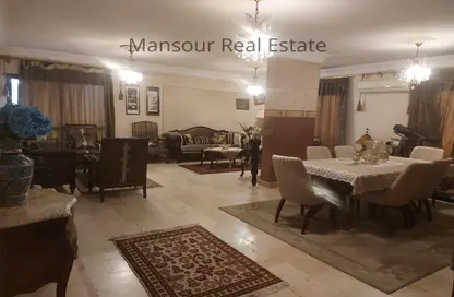 Apartment - 3 Bedrooms - 3 Bathrooms for sale in Mohamed Hassanein Heikal St. - 6th Zone - Nasr City - Cairo