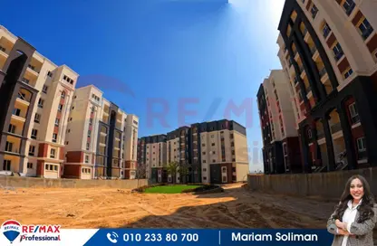 Apartment - 3 Bedrooms - 3 Bathrooms for sale in Alex West - Alexandria Compounds - Alexandria