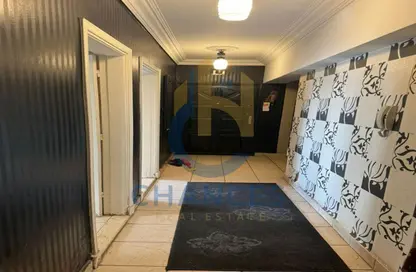 Roof - 4 Bedrooms - 2 Bathrooms for sale in El Banafseg 2 - El Banafseg - New Cairo City - Cairo