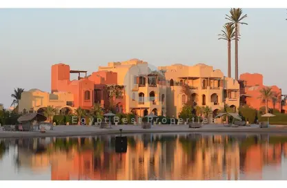 Chalet - 2 Bedrooms - 2 Bathrooms for sale in Swan Lake - Al Gouna - Hurghada - Red Sea