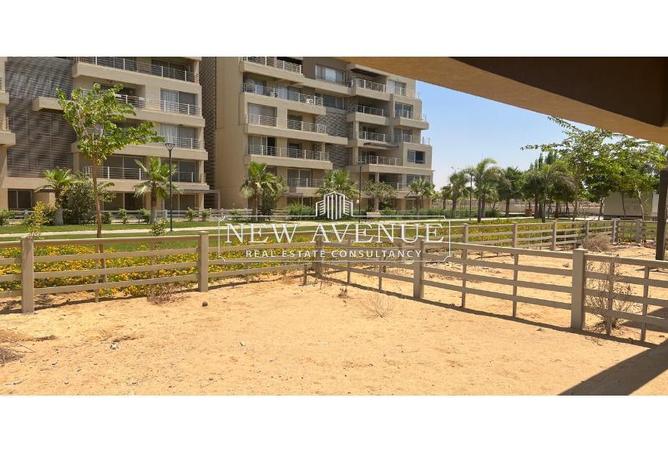 Apartment - 3 Bedrooms - 4 Bathrooms for sale in Capital Gardens   Palm Hills - Mostakbal City Compounds - Mostakbal City - Future City - Cairo