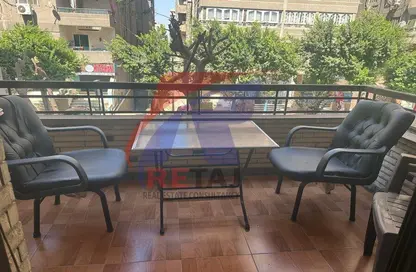 Apartment - 2 Bedrooms - 1 Bathroom for sale in Zakaria Othman St. - 8th Zone - Nasr City - Cairo