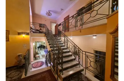 Duplex - 6 Bedrooms - 5 Bathrooms for sale in Al Nozha St. - Ard El Golf - Heliopolis - Masr El Gedida - Cairo