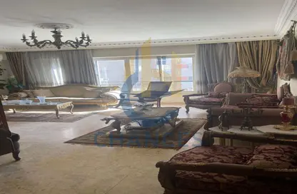 Apartment - 2 Bedrooms - 2 Bathrooms for sale in 7th Sector - Zahraa El Maadi - Hay El Maadi - Cairo