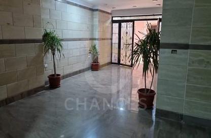 Apartment - 3 Bedrooms - 2 Bathrooms for sale in 50th Street - Zahraa El Maadi - Hay El Maadi - Cairo