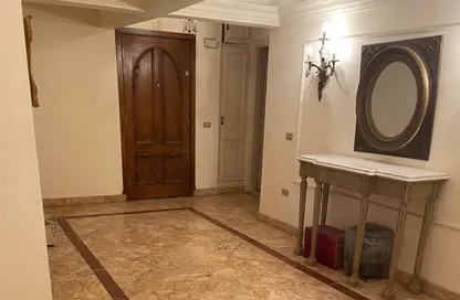 Apartment - 7 Bedrooms - 4 Bathrooms for sale in Abdullah Deraz St. - Ard El Golf - Heliopolis - Masr El Gedida - Cairo