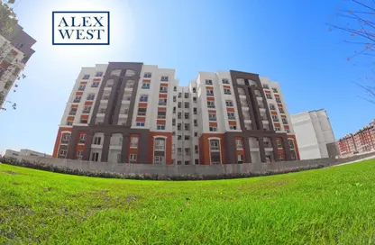 Apartment - 2 Bedrooms - 1 Bathroom for sale in Alex West - Alexandria Compounds - Alexandria