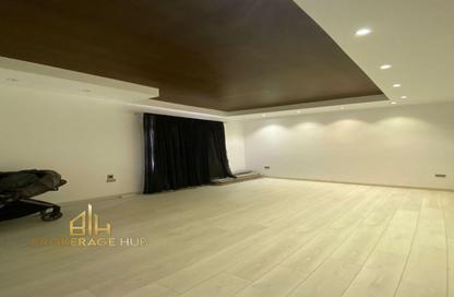 Penthouse - 3 Bedrooms - 2 Bathrooms for rent in Galleria Moon Valley - South Investors Area - New Cairo City - Cairo