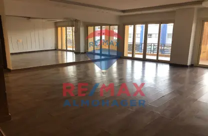 Apartment - 3 Bedrooms - 3 Bathrooms for sale in Touristic Zone 6 - Touristic Zone - Al Motamayez District - 6 October City - Giza