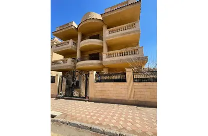 Villa - 4 Bedrooms - 3 Bathrooms for sale in West Somid Road - West Somid - 6 October City - Giza