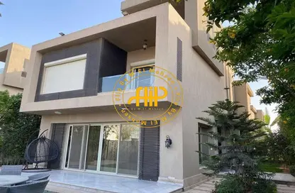 Villa - 6 Bedrooms - 5 Bathrooms for sale in New Giza - Cairo Alexandria Desert Road - 6 October City - Giza