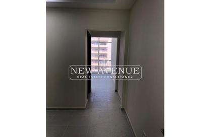 Office Space - Studio - 1 Bathroom for rent in Ozone Health Care District - Al Narges - New Cairo City - Cairo