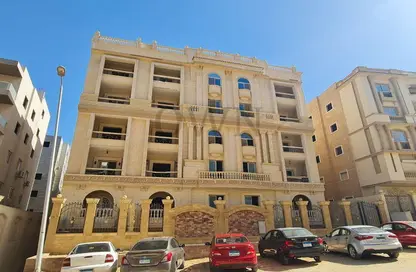 Apartment - 3 Bedrooms - 2 Bathrooms for sale in Lotus Compound - 5th Settlement Compounds - The 5th Settlement - New Cairo City - Cairo