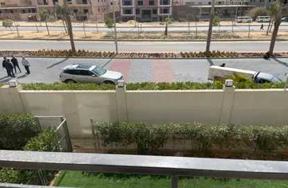 Apartment - 2 Bedrooms - 3 Bathrooms for rent in Fifth Square - The 5th Settlement - New Cairo City - Cairo