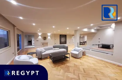 Penthouse - 4 Bedrooms - 4 Bathrooms for sale in Degla Square - Degla - Hay El Maadi - Cairo