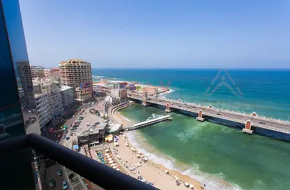 Apartment - 2 Bedrooms - 2 Bathrooms for sale in Stanley Bridge - Stanley - Hay Sharq - Alexandria