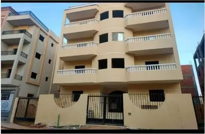 Apartment - 3 Bedrooms - 2 Bathrooms for sale in El Motamayez District - Badr City - Cairo