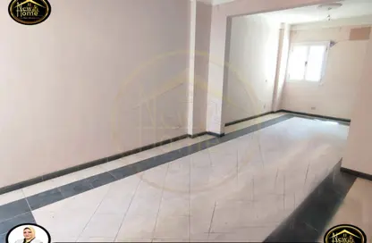 Apartment - 2 Bedrooms - 1 Bathroom for sale in Bolkly - Hay Sharq - Alexandria