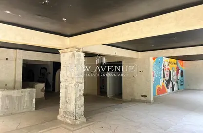 Retail - Studio - 2 Bathrooms for rent in Nasr St. - Hay El Maadi - Cairo