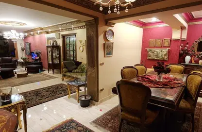 Apartment - 3 Bedrooms - 2 Bathrooms for sale in Souk Zahraa Al Maadi St. - Zahraa El Maadi - Hay El Maadi - Cairo